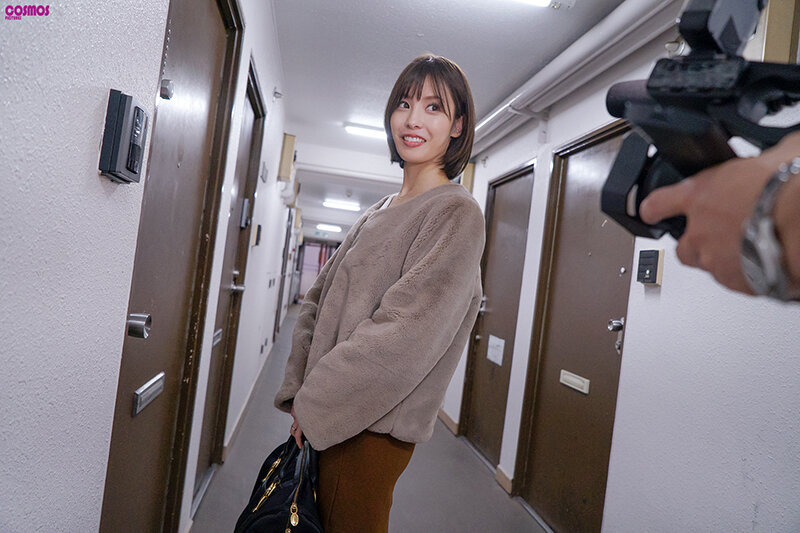 【ハメ撮り 】素人妻が一般大学生の自宅にコンドーム1つ渡され一泊一度のゴム姦では満足できず宿泊中2度もガチ中出しを許してしまう騎乗位でイキ乱れるFカップ妻 ゆみさん32歳｜1hawa00349