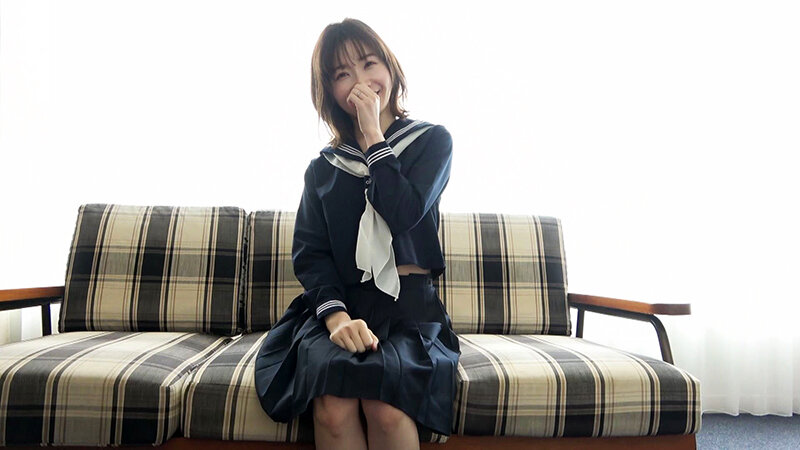 【ハメ撮り 小春まり】人妻セーラー服 エッチな妄想が止まらない！ 某百貨店 美容部員 まりさん33歳 小春まり｜h_1133good00020