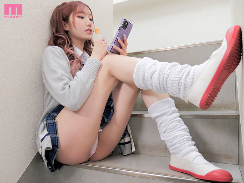 【ギャル 斎藤あみり】校則違反ミニスカJ系ギャルをスクワット説教！ またがり空気椅子で勃起チ〇ポを押し付けパンツ布越しブッ刺し突き上げ騎乗位で分からせてヤった！ 斎藤あみり｜miab00013