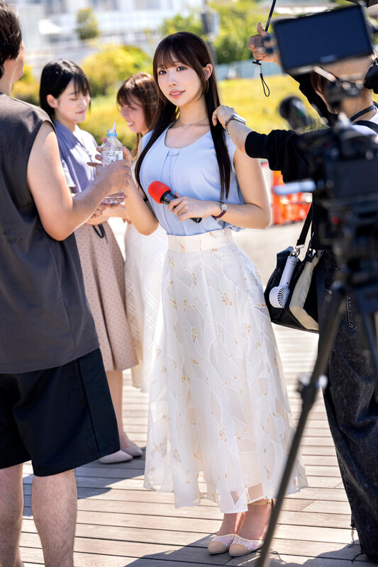 【美乳 尾崎えりか】女子アナ上納システムの実態 某テレビ局のアナウンサーが男性タレントの食い物にされた性被害の悲劇 尾崎えりか｜mkmp00698