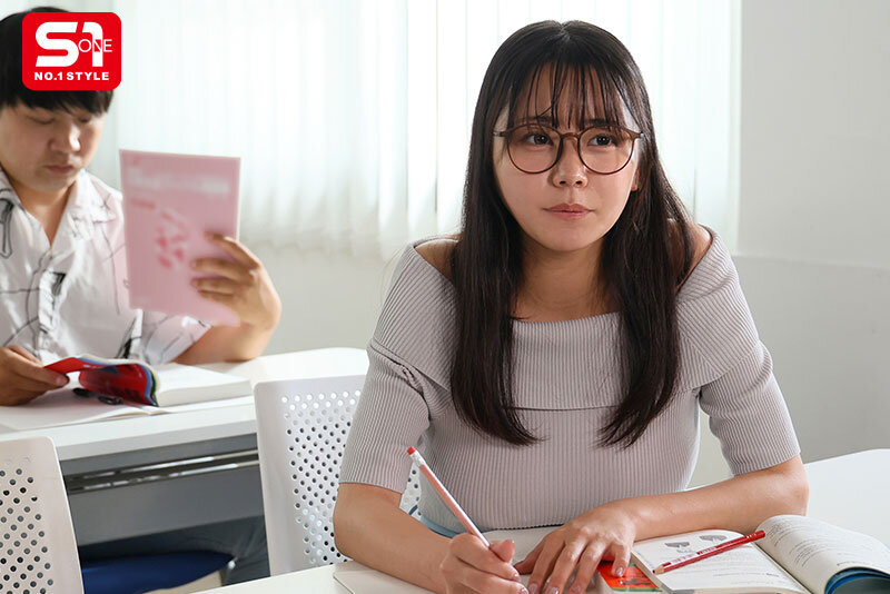 【パイズリ 田野憂】予備校のロリコン講師がまだウブな巨乳生徒に媚薬を塗りたくり、いきなり優秀なキメセク肉オナホに仕上げた一部始終。 田野憂｜snos00094