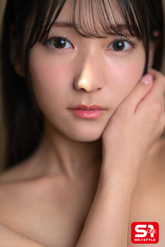 【美少女 初美なのか】美少女と下品にとろける超濃厚ベロベロチュ～唾液性交 初美なのか｜snos00121