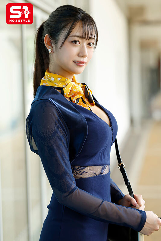 【3P・4P 明日葉みつは】「また飛べるならどんな事でもヤリます…」翼の折れた客室乗務員は金持ち親父のヤミツキ肉便器 明日葉みつは｜sone00576