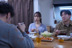 【DAHLIA】「女に興味ない」と言い続ける32年間『彼女無し』の友人に妻を1泊2日預けたら、不眠不休で11発中出しされて帰ってきた－。 与田りん❤寝取り・寝取られ